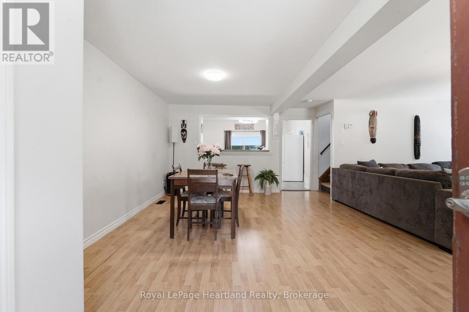 117 QUEBEC STREET - 3