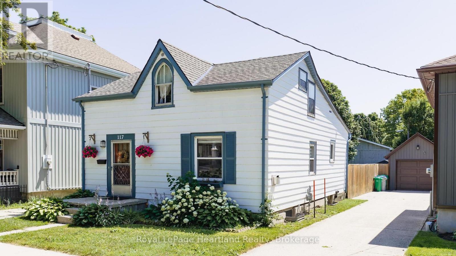 117 QUEBEC STREET - 36