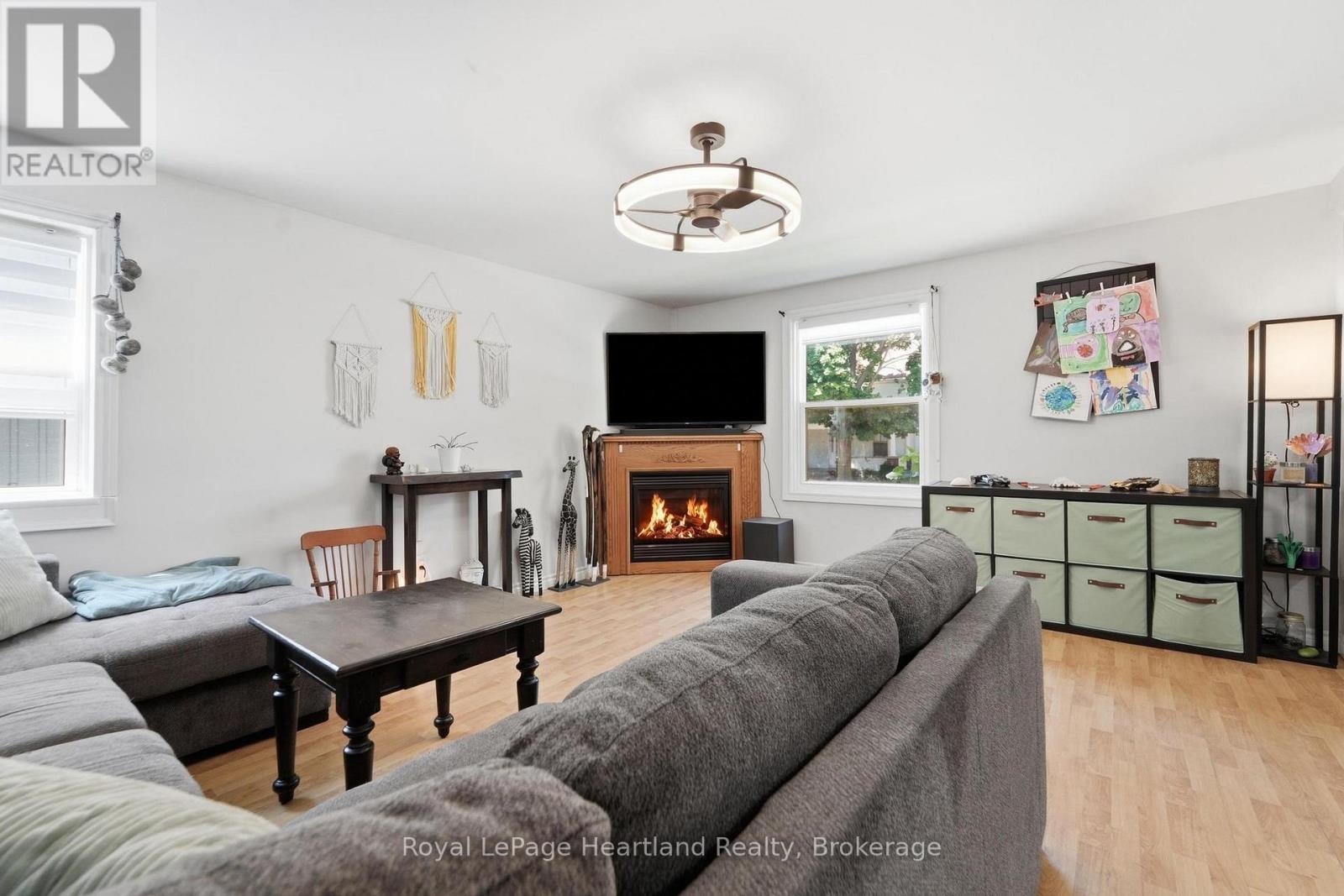 117 QUEBEC STREET - 7