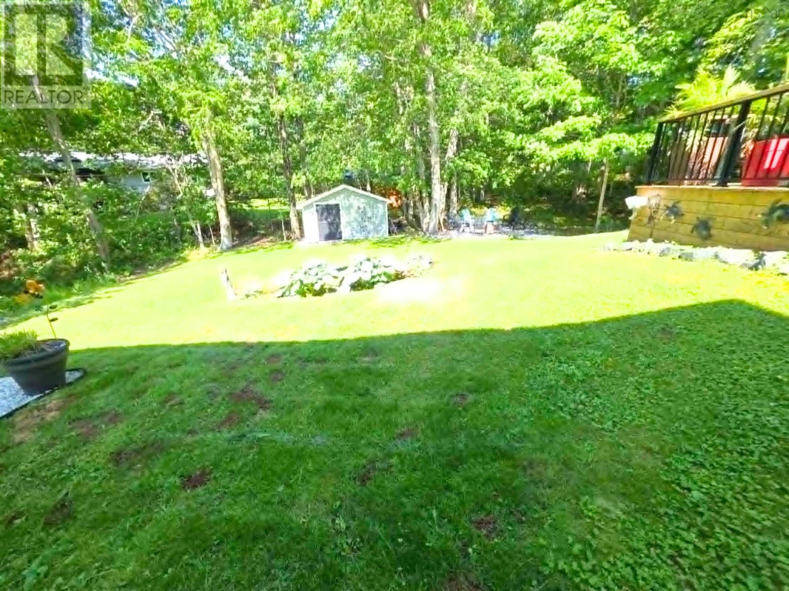 205 Tometary Drive, Howie Centre — photo 3