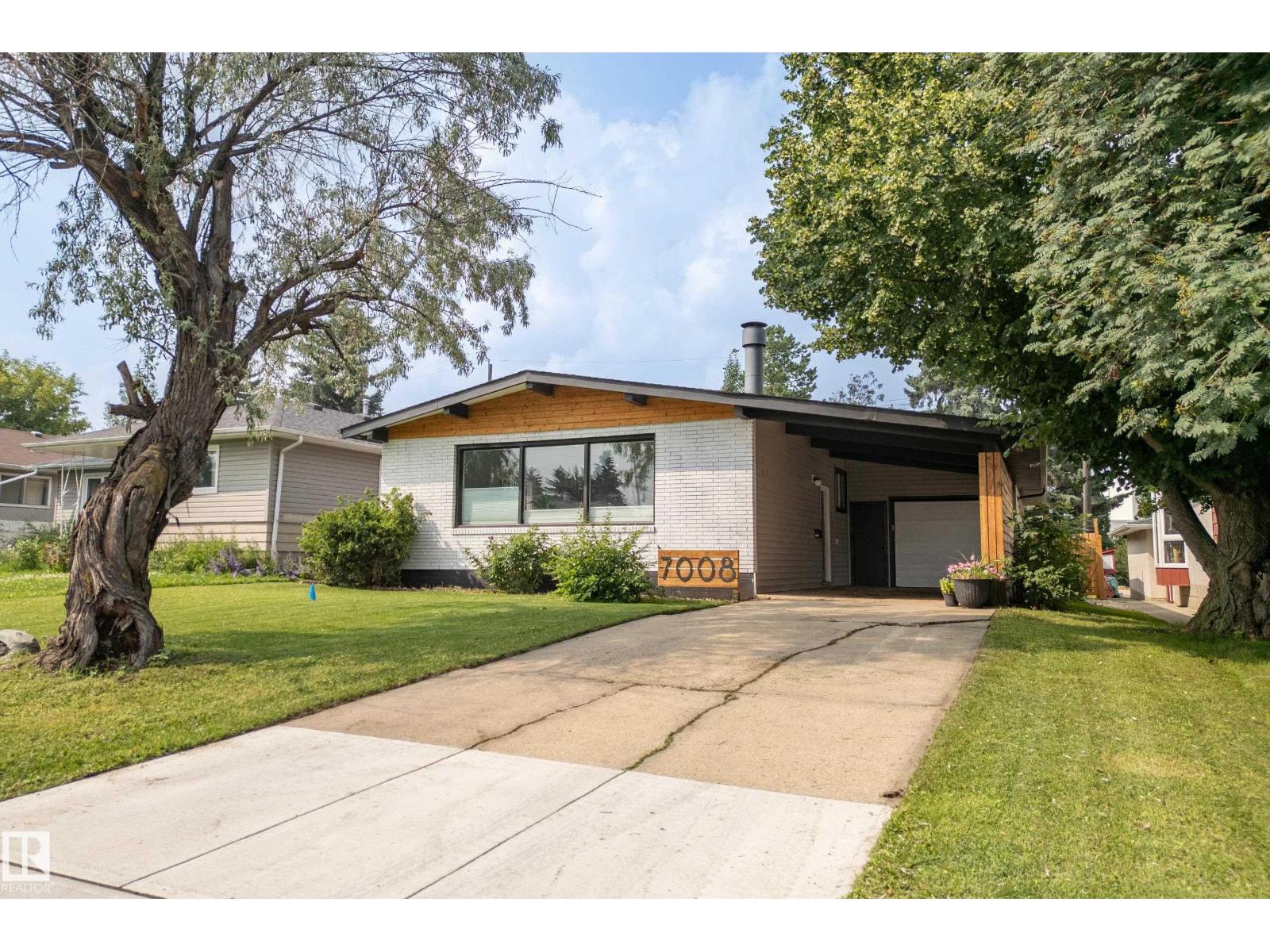 7008 91 AV NW - 1