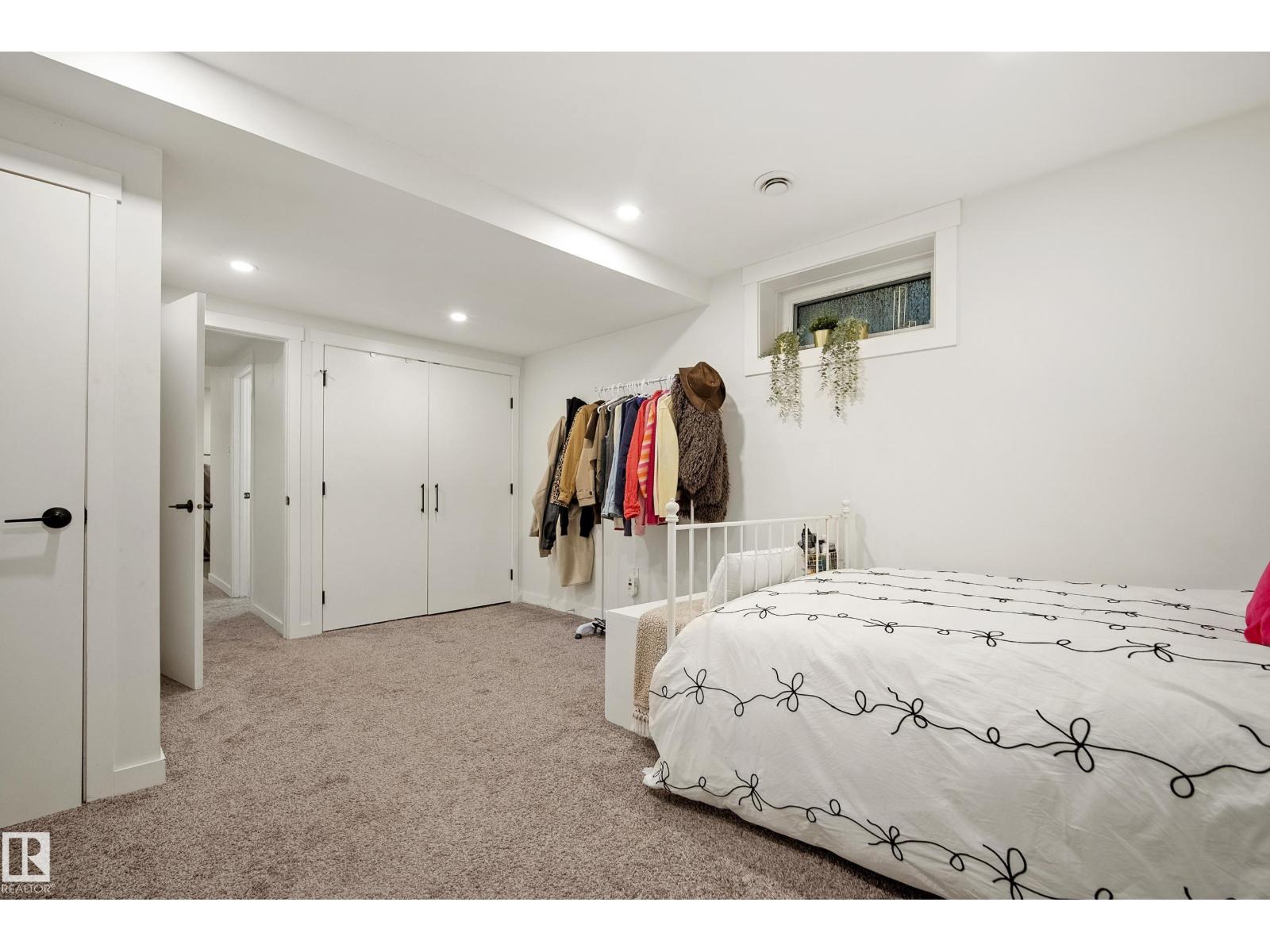 7008 91 AV NW - Image 36