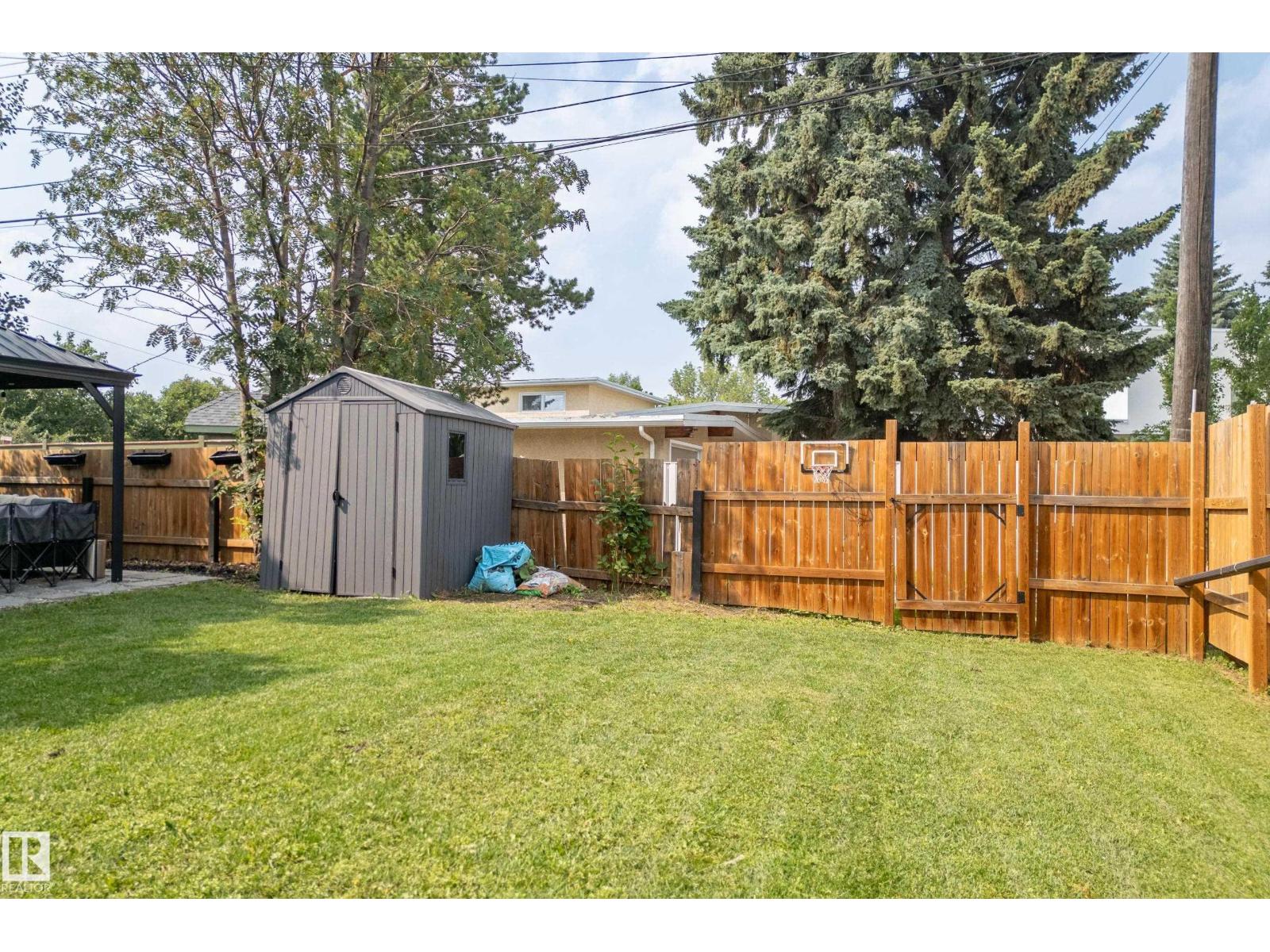 7008 91 AV NW - 42