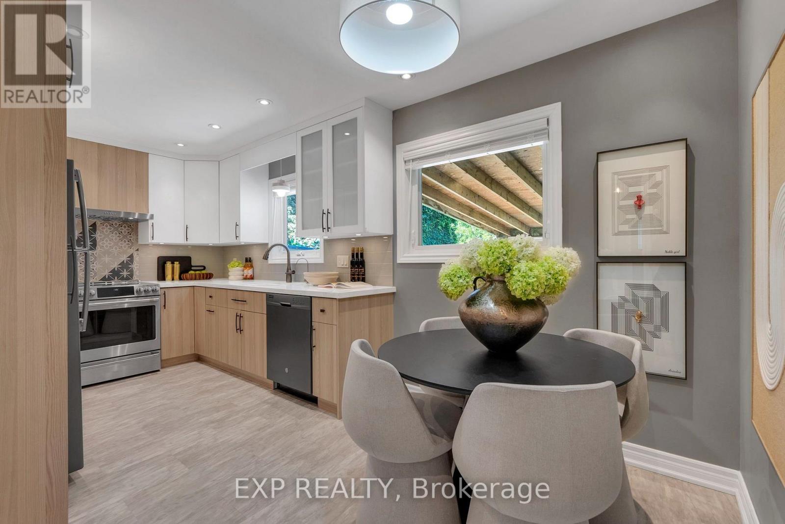 36 CLEETHORPES BOULEVARD - 13