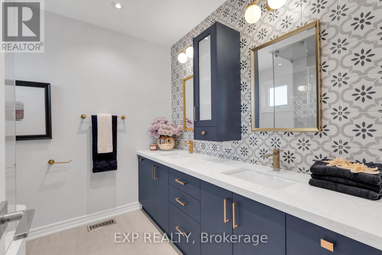 36 CLEETHORPES BOULEVARD - 26