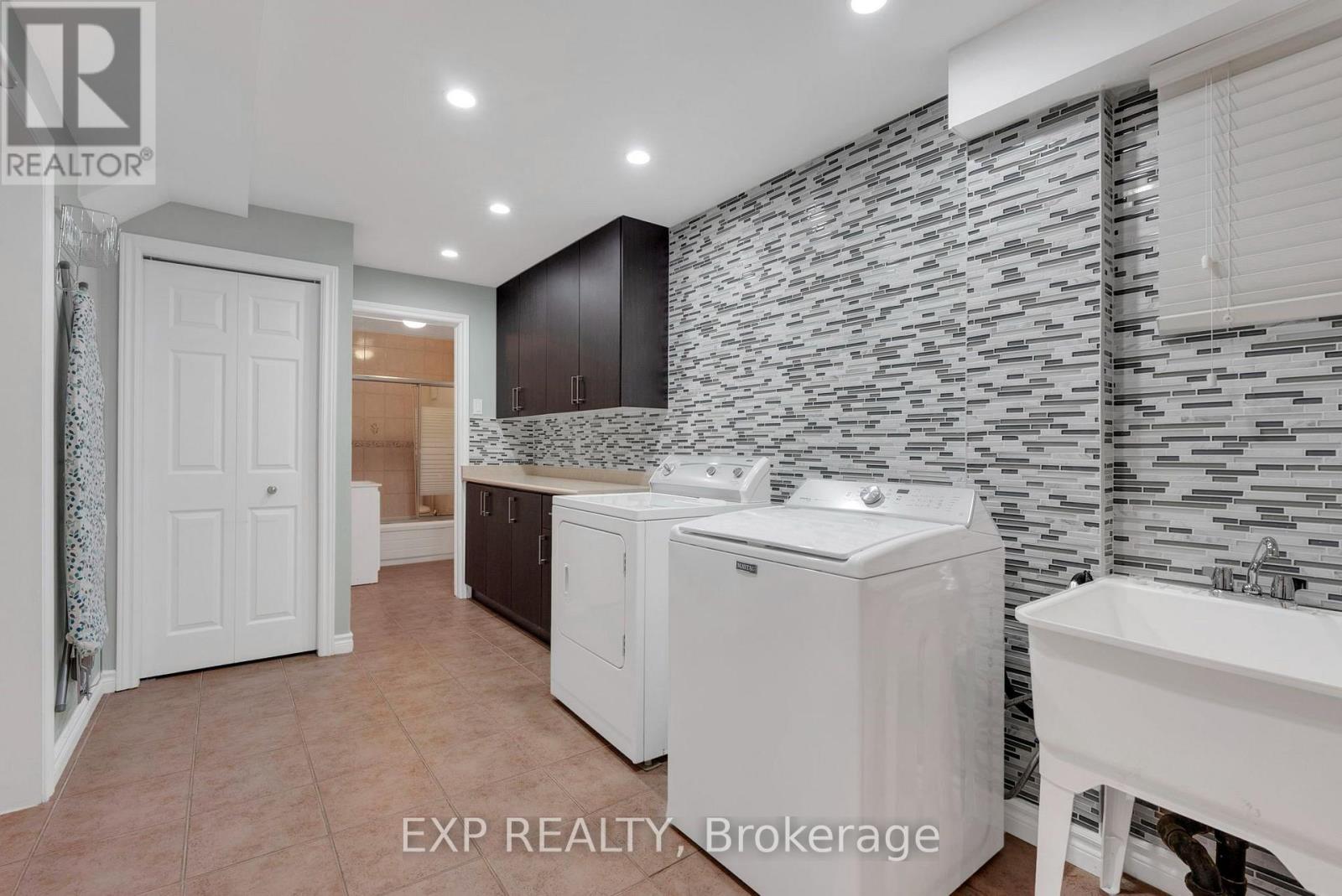 36 CLEETHORPES BOULEVARD - Image 35