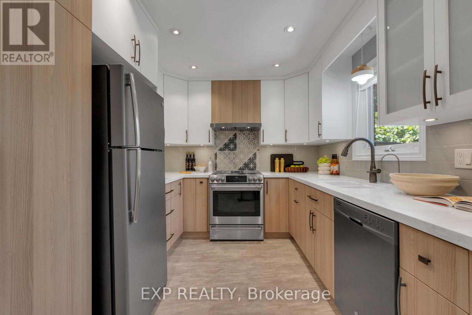 36 CLEETHORPES BOULEVARD - Image 9