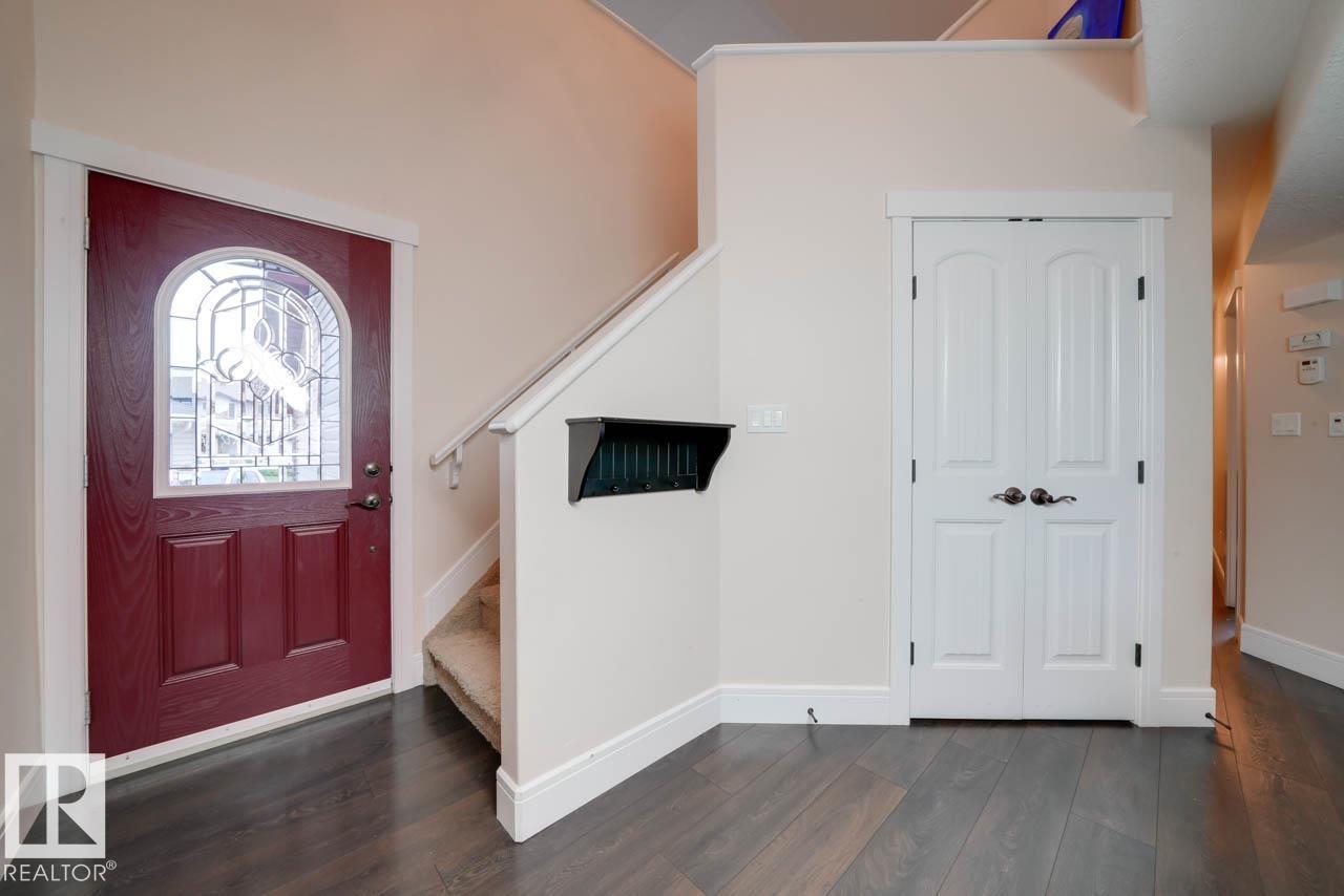 3343 21 AV NW - 2