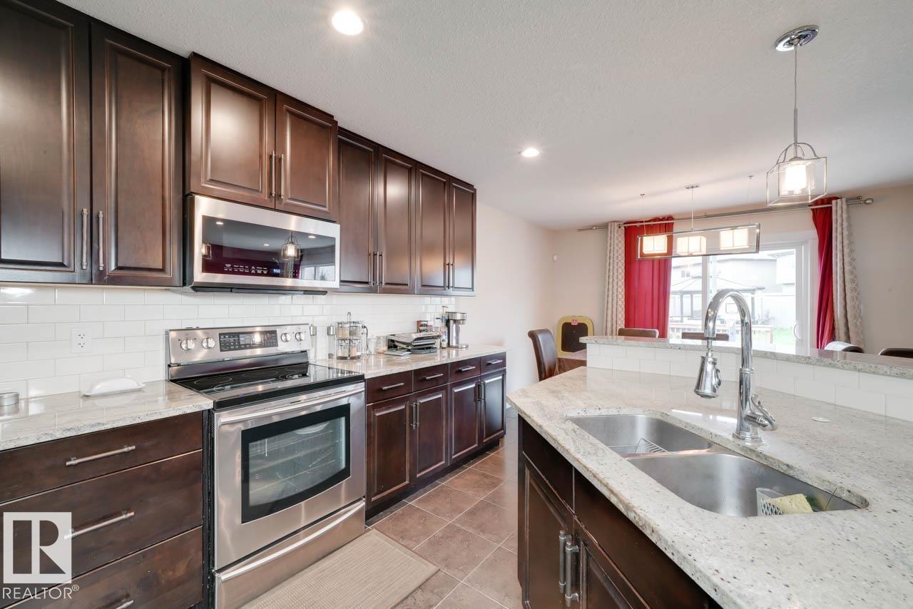 3343 21 AV NW - 15
