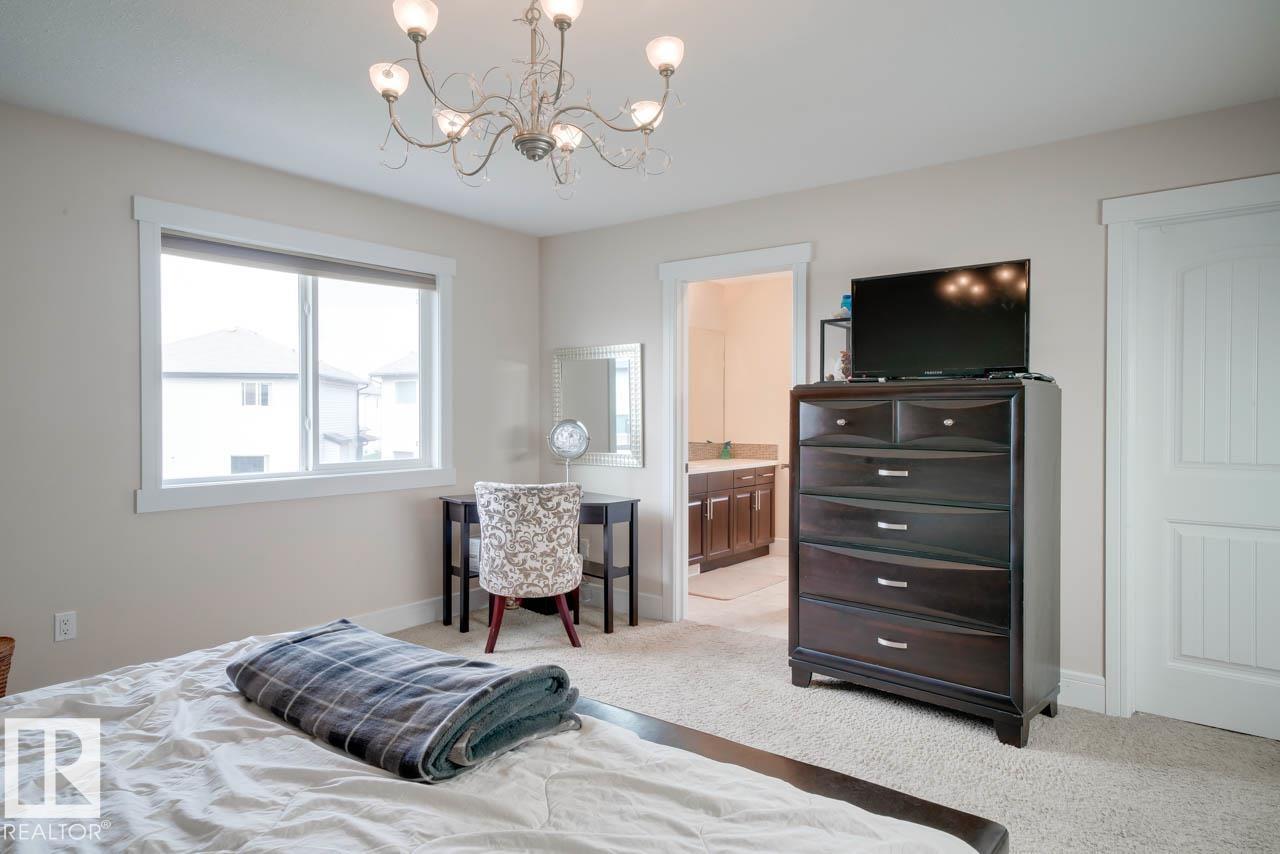 3343 21 AV NW - 28