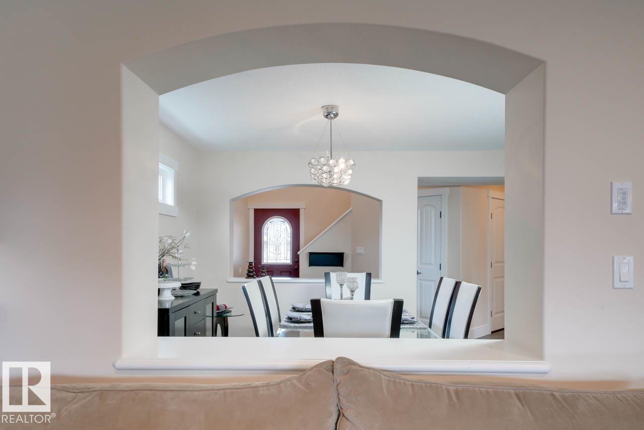 3343 21 AV NW - 11
