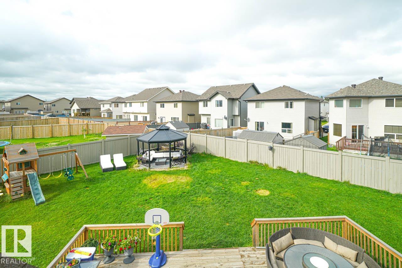 3343 21 AV NW - 32