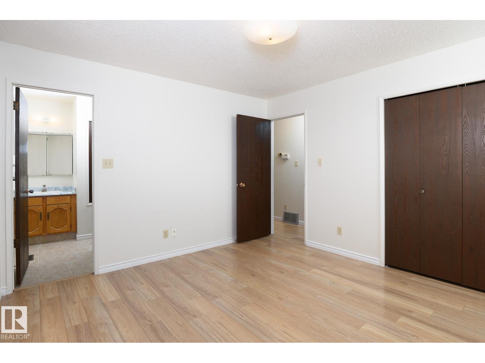 18512 98 AV NW - 20