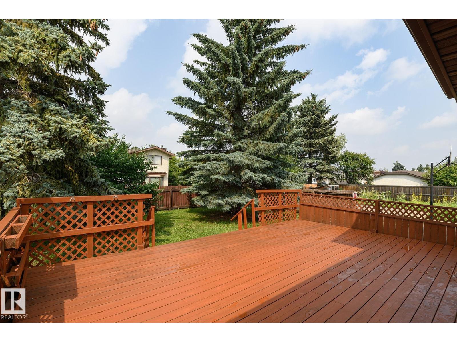 18512 98 AV NW - 39