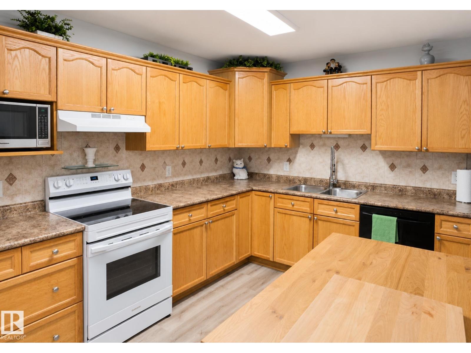 #10 5011 Pine DR - 12