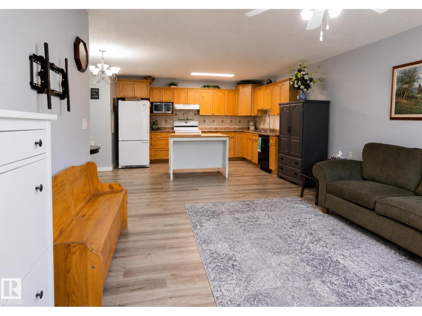 #10 5011 Pine DR - 4