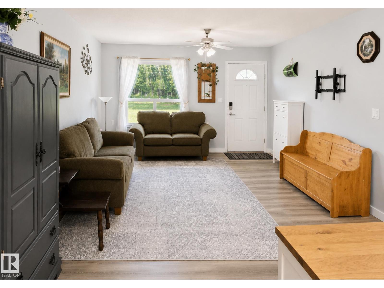 #10 5011 Pine DR - 8