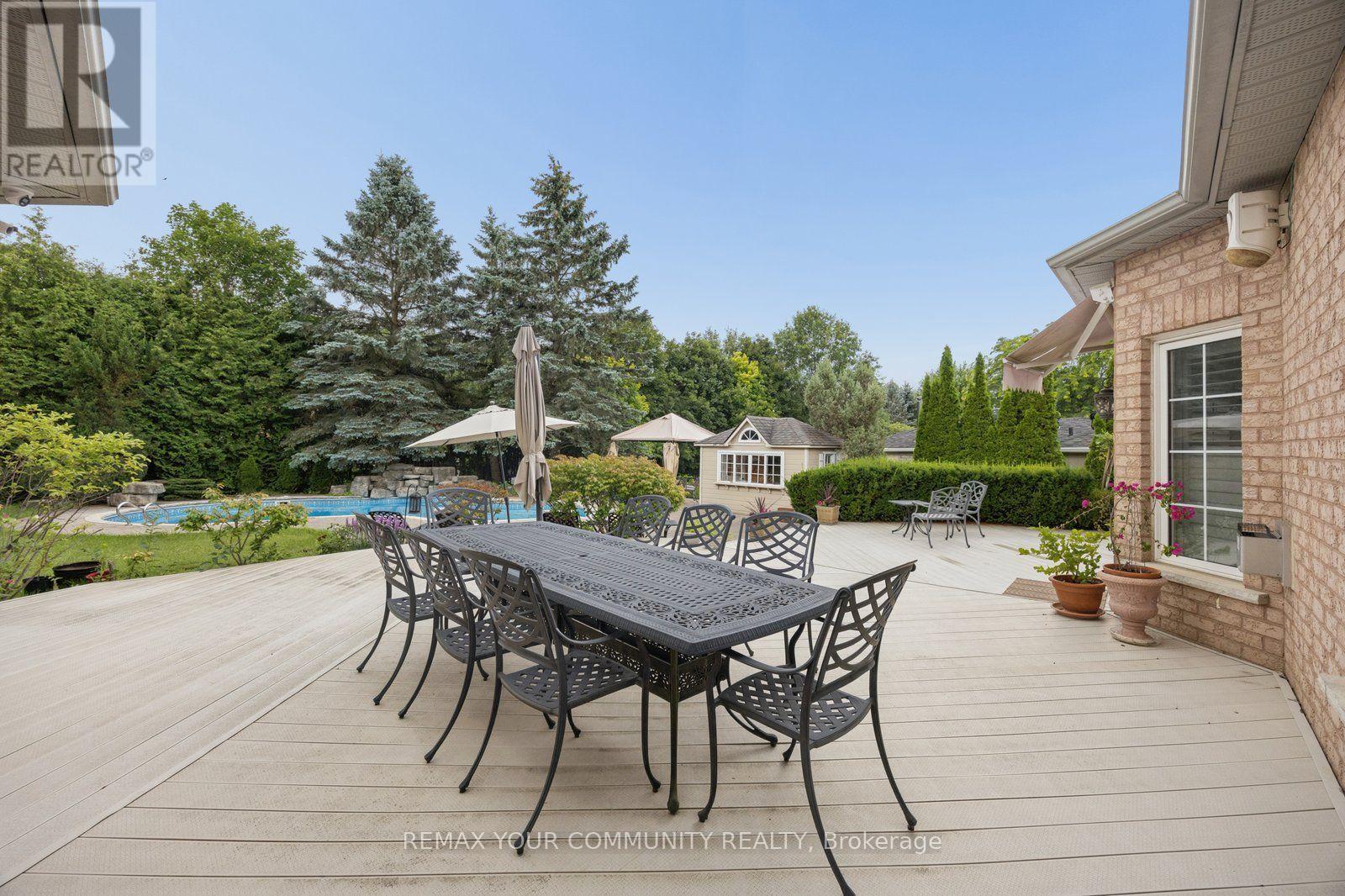 123 LAURENTIAN BOULEVARD - 50