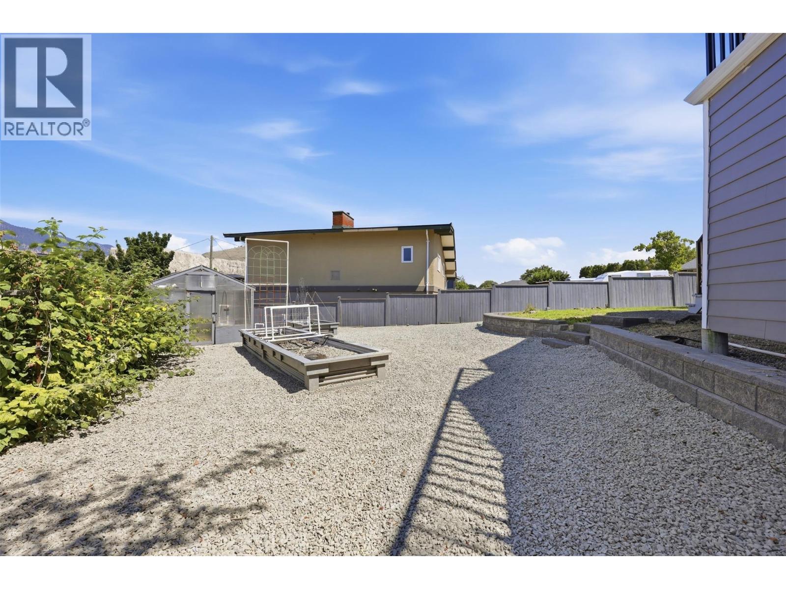 102 Pearse Place - 37