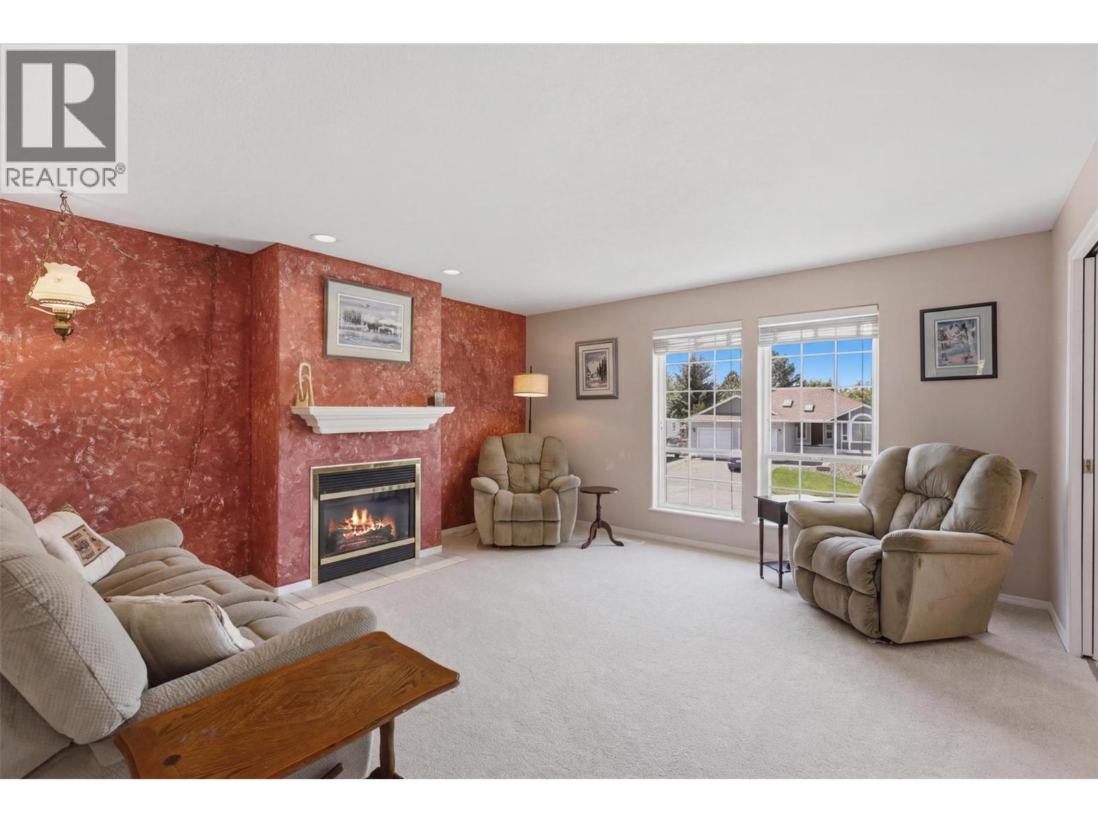 102 Pearse Place - 14