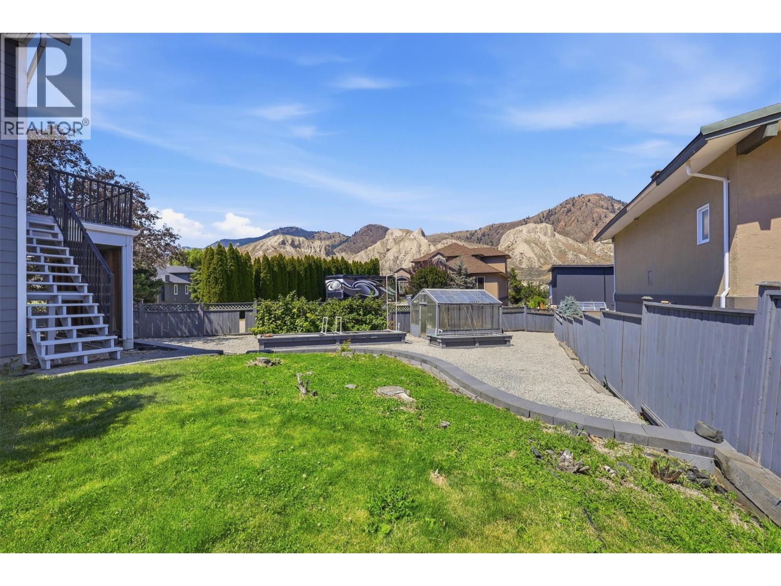 102 Pearse Place - 35