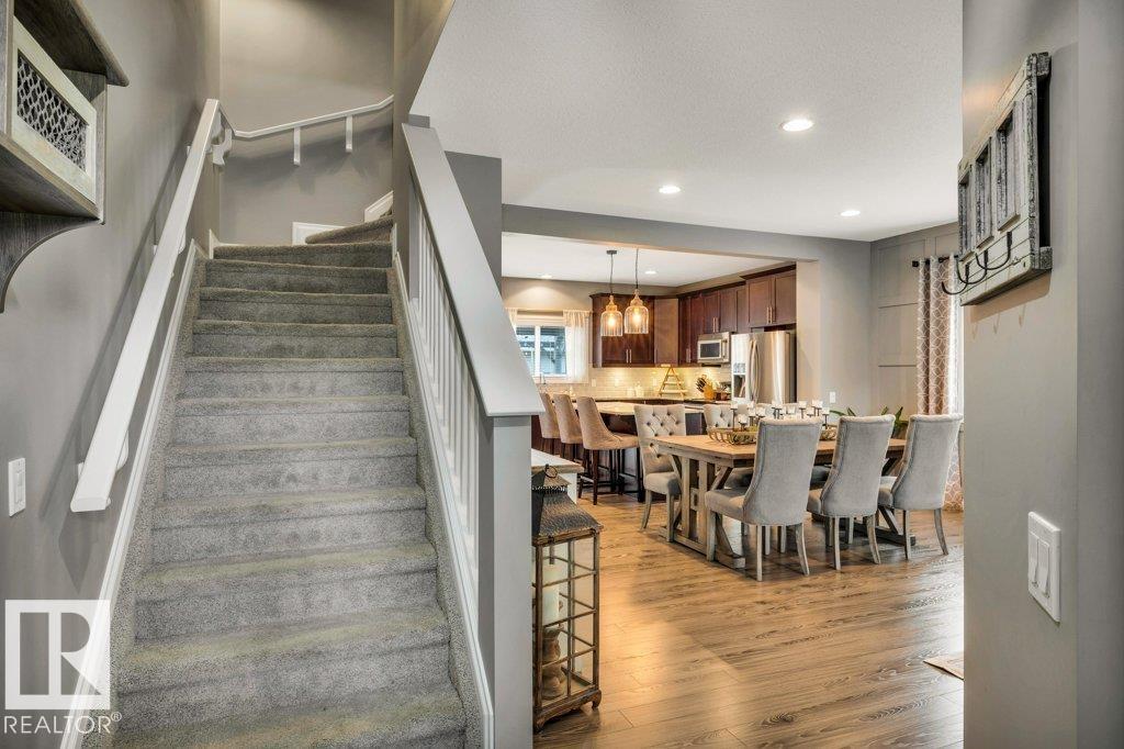 8423 23 AV SW SW - 12