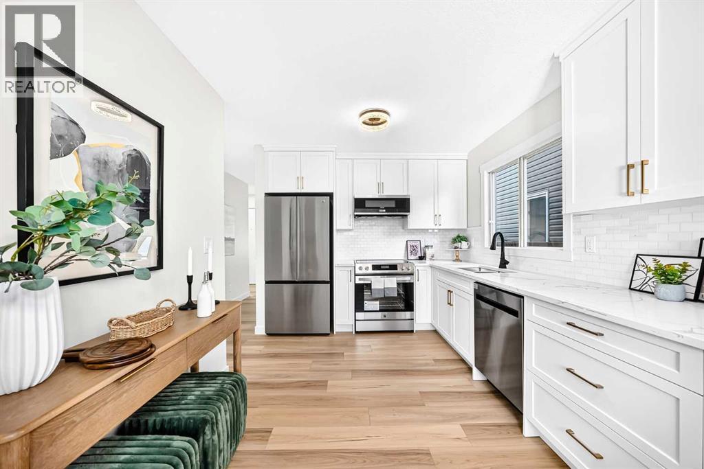 145 Sunvale Crescent SE - 12