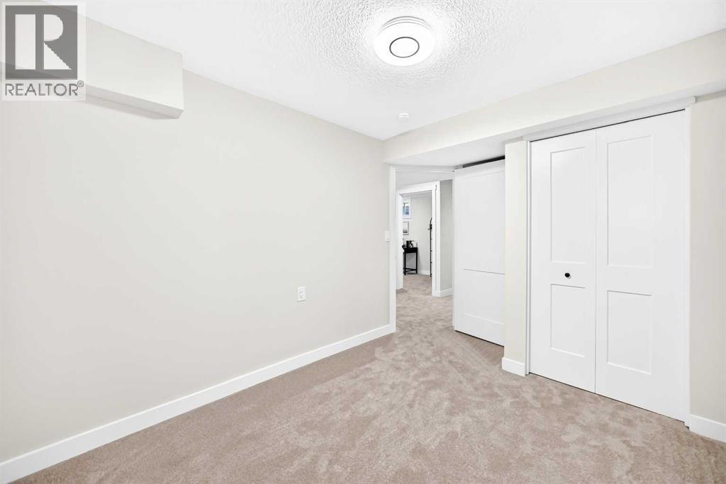 145 Sunvale Crescent SE - Image 30