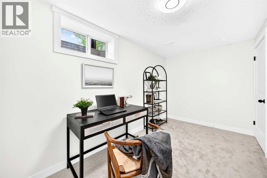 145 Sunvale Crescent SE - 29