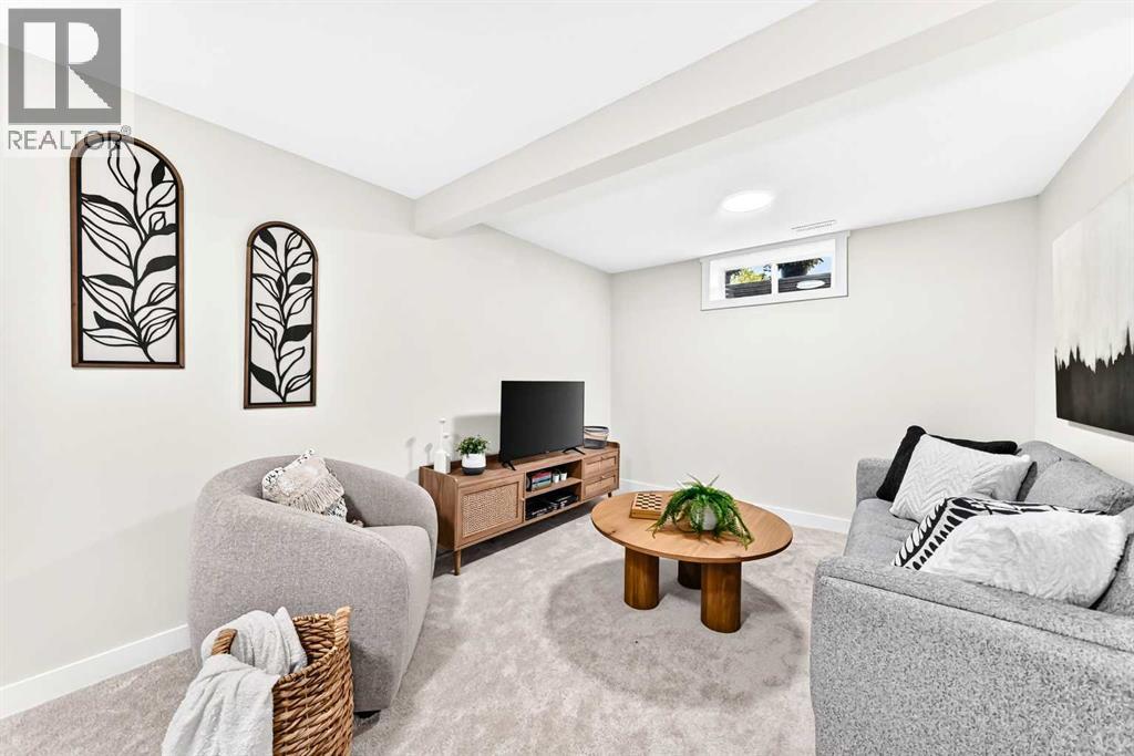145 Sunvale Crescent SE - 25