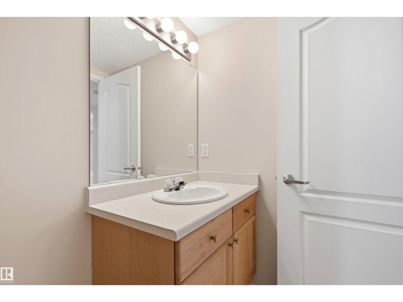 #10 9 DECHENE RD NW - 44