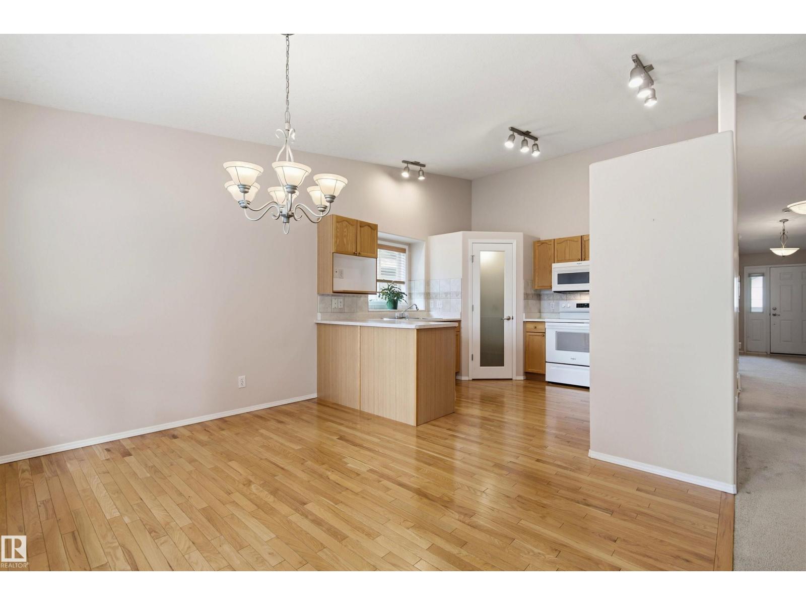 #10 9 DECHENE RD NW - 19