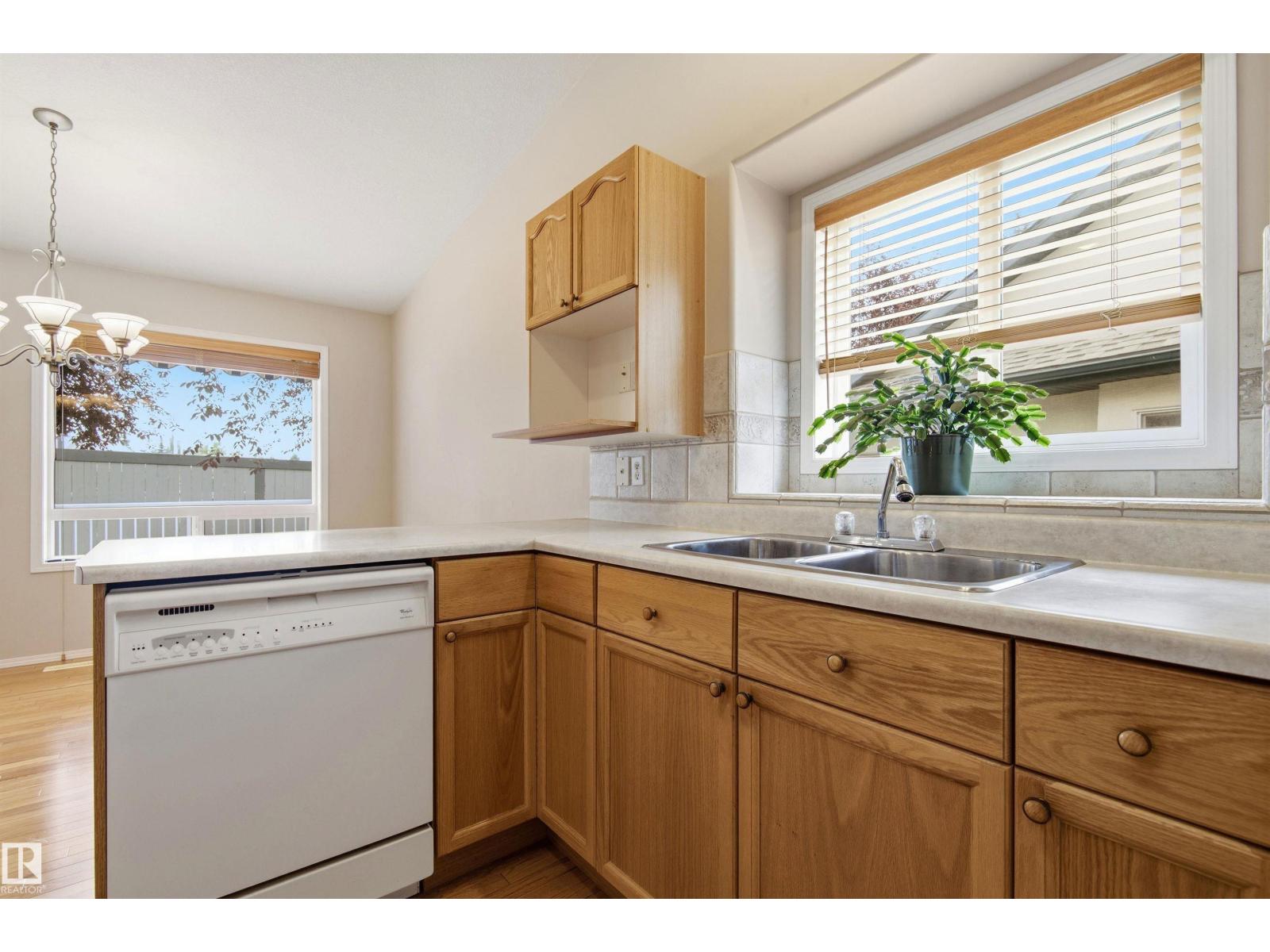 #10 9 DECHENE RD NW - 26