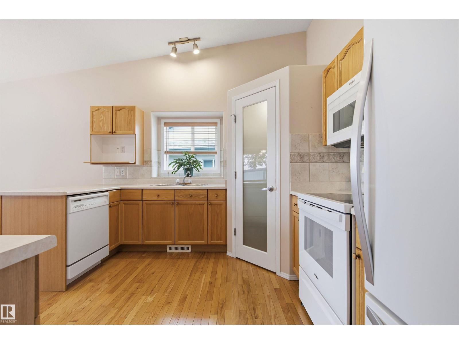 #10 9 DECHENE RD NW - 24