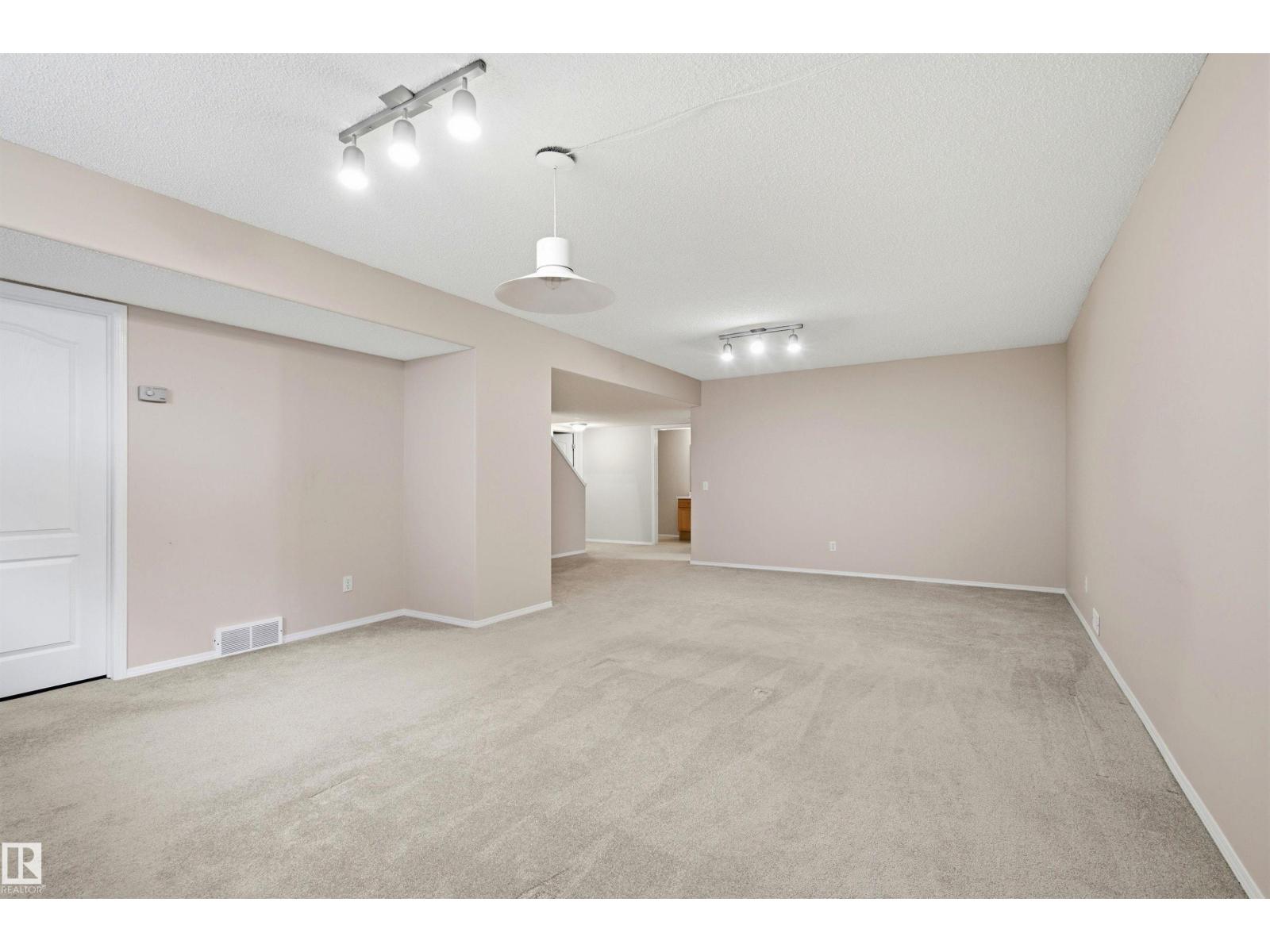 #10 9 DECHENE RD NW - 38