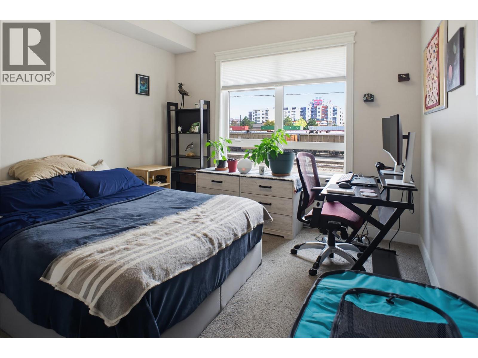 #205 568 LORNE Street - 8