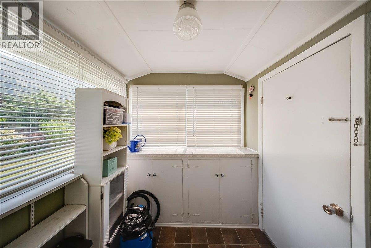 1112 Marianna Crescent - 20