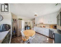 1112 Marianna Crescent, Trail, BC V1R1C7 Photo 9