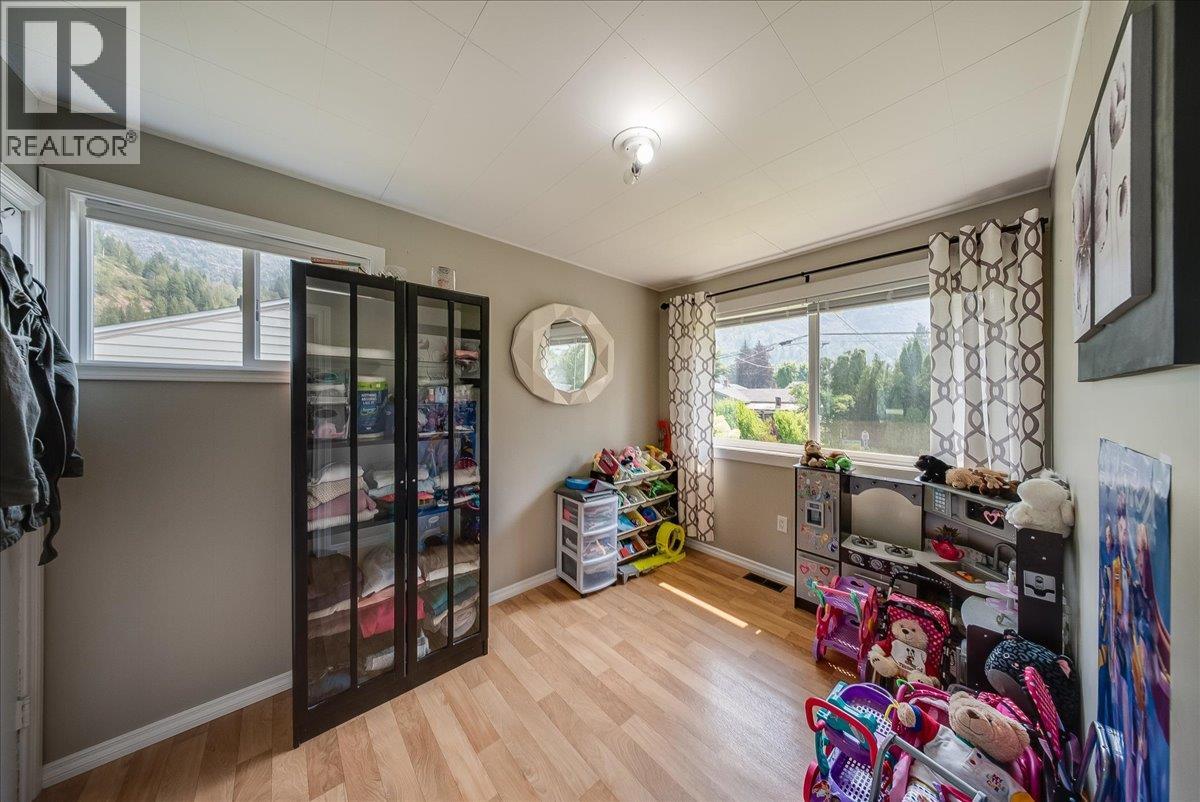 1112 Marianna Crescent - 16