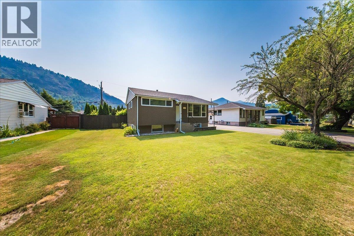 1112 Marianna Crescent - 32