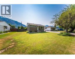 1112 Marianna Crescent, Trail, BC V1R1C7 Photo 32