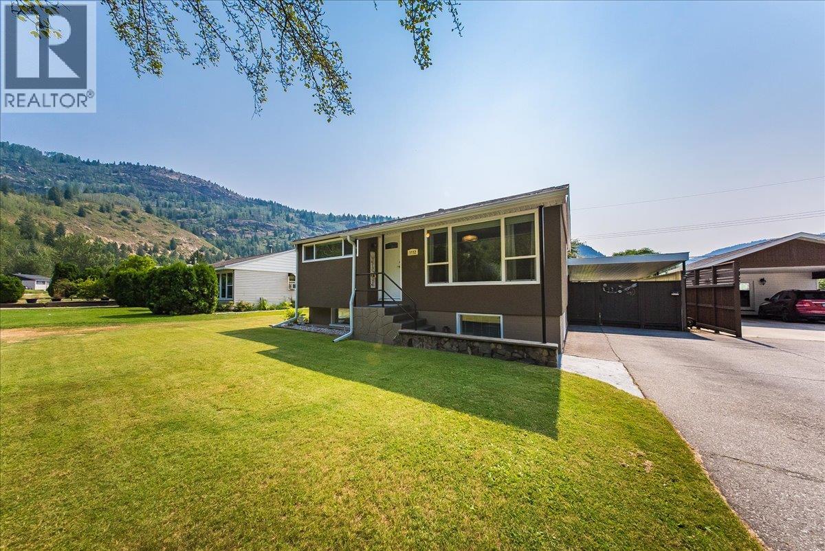 1112 Marianna Crescent - 33