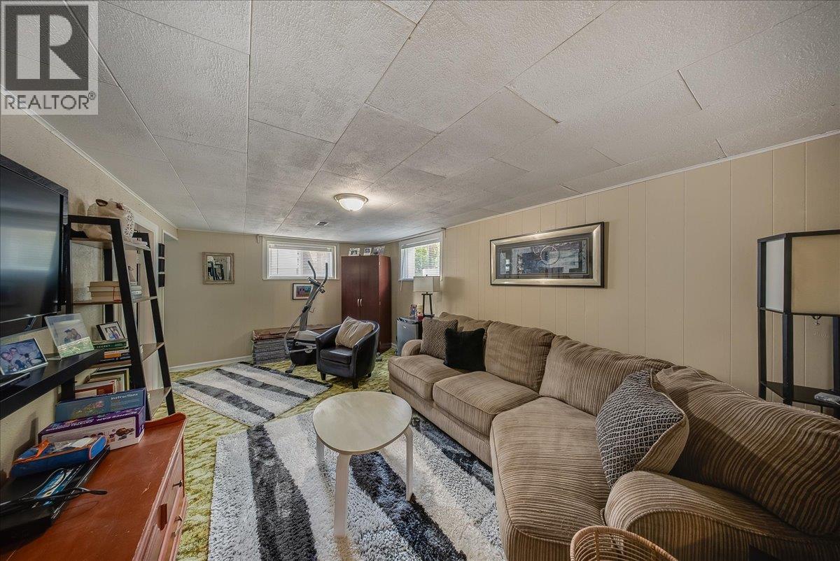 1112 Marianna Crescent - 25