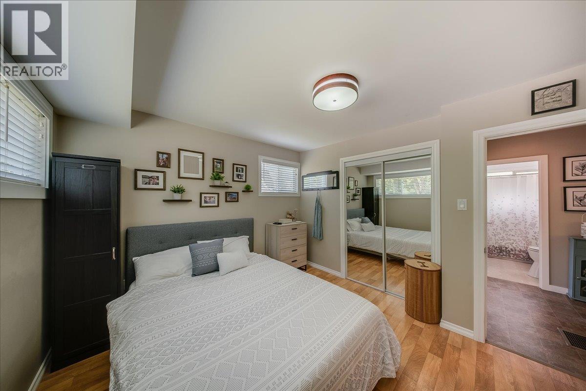 1112 Marianna Crescent - 14