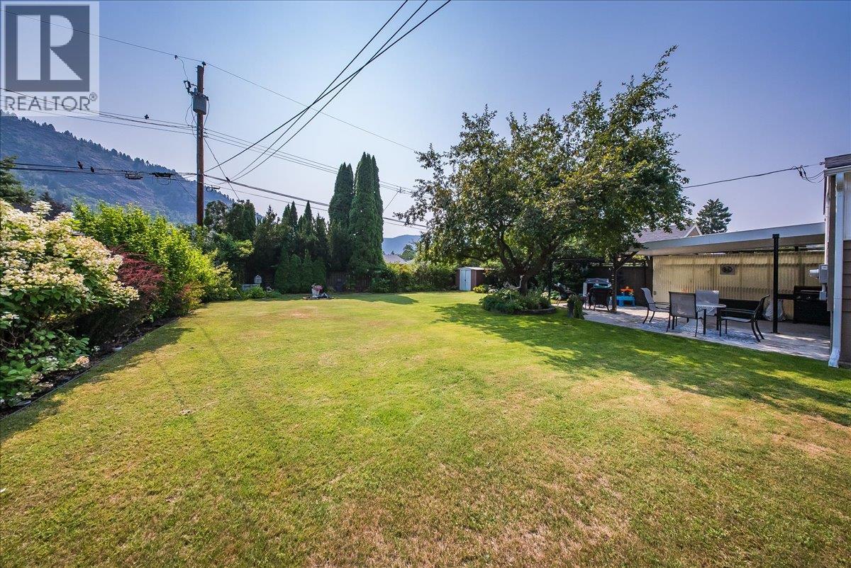 1112 Marianna Crescent - 40
