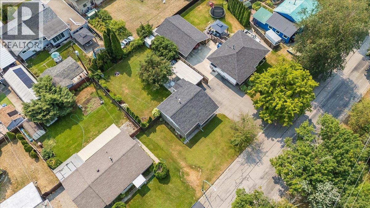 1112 Marianna Crescent - 47