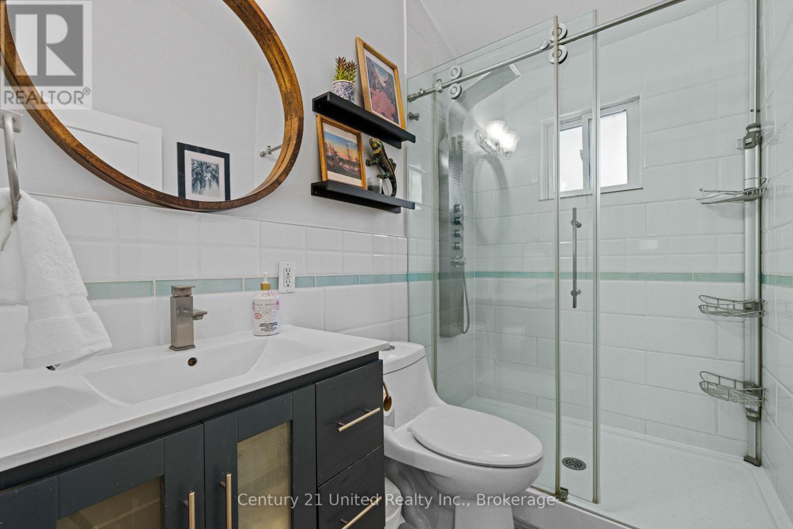 25 SUGARBUSH BOULEVARD - 15
