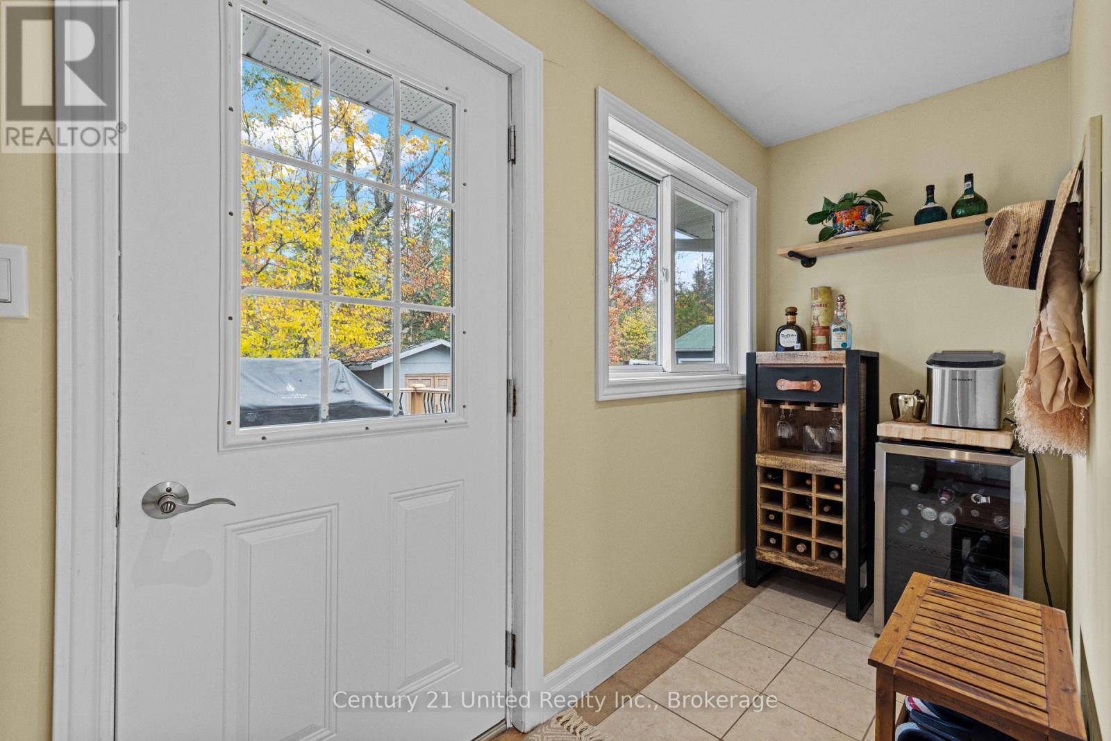 25 SUGARBUSH BOULEVARD - 20