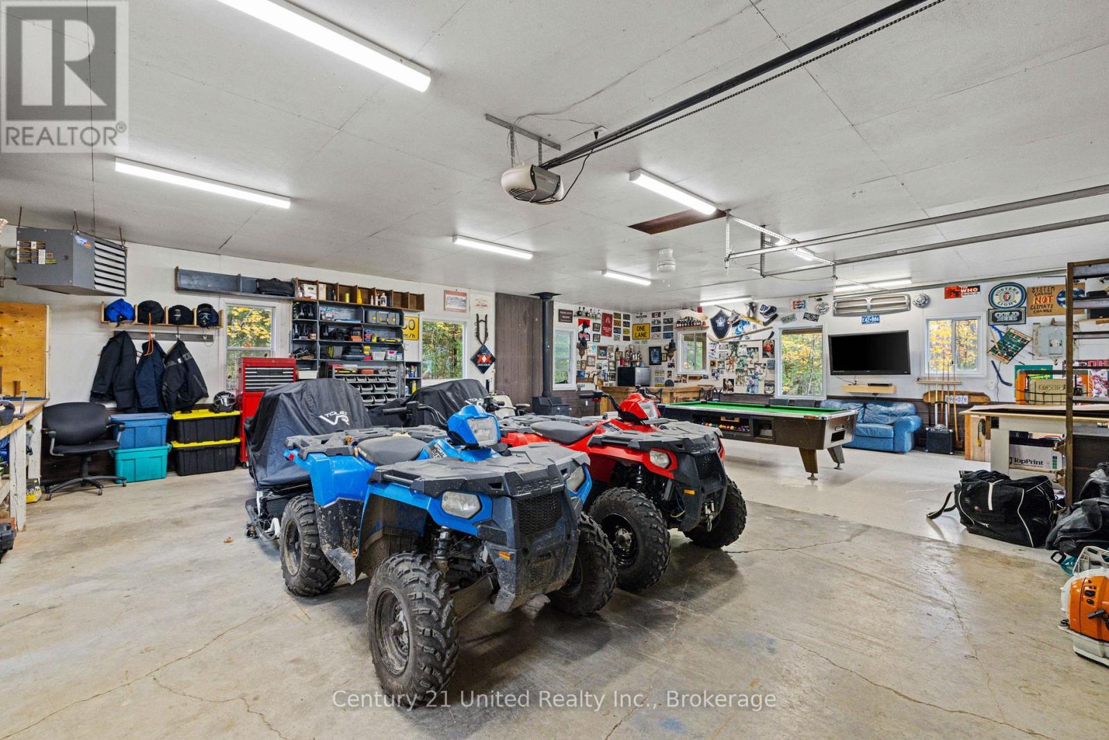 25 SUGARBUSH BOULEVARD - 29