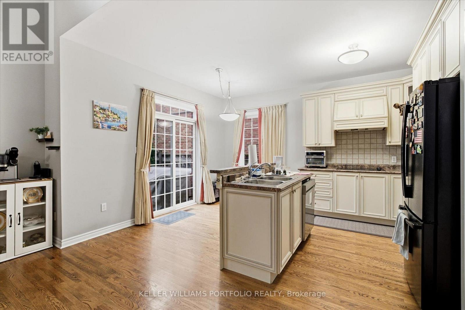 2153 MEADOWGLEN DRIVE - 15